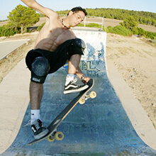 Ángel Quezada, Lien to Tail - Photo: Estefano Munar