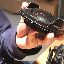 Camera repair - Photo: Jorge Espinosa