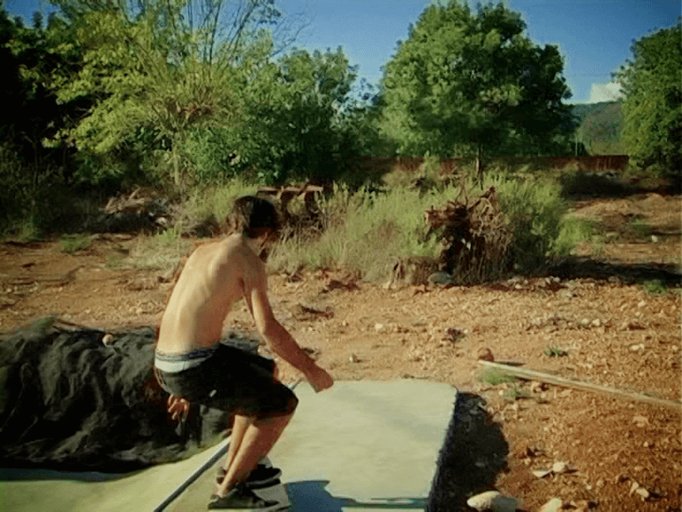 Minirampa en el Campo, skate video