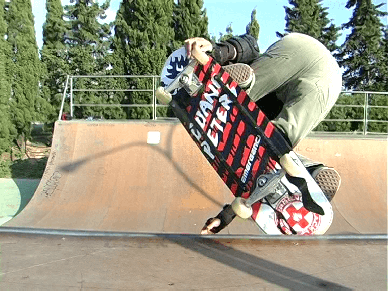 Tutorial Tailblock, por Dean Tyrrel, skate video